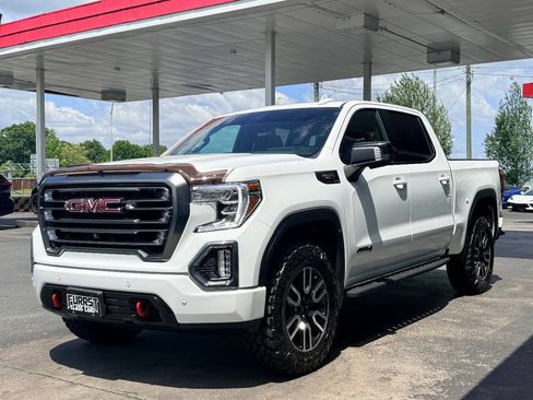 Used 2021 GMC Sierra 1500 AT4 w/ AT4 Premium Package AWD/4WD image 6