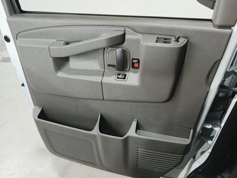 Used 2025 Chevrolet Express 2500 w/ Driver Convenience Package RWD image 19