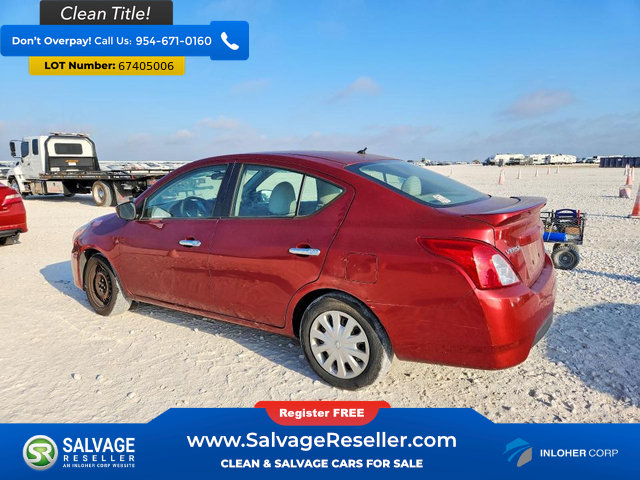Used 2016 Nissan Versa SV FWD image 3