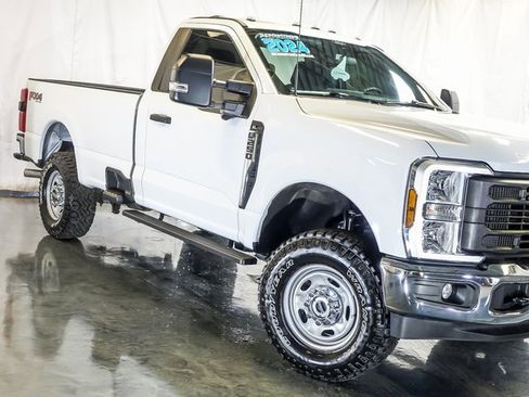 Used 2024 Ford F250 XL w/ 360-Degree Camera Package image 5
