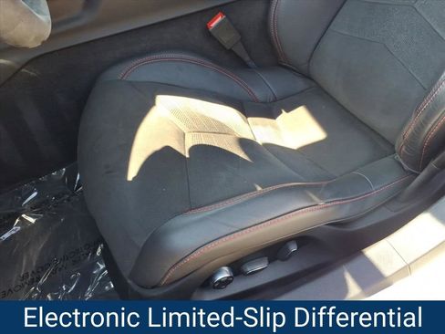Certified 2024 Chevrolet Corvette Stingray Premium Cpe w/ Z51 Performance Package RWD image 17