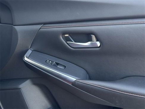 Used 2024 Nissan Sentra SR image 28