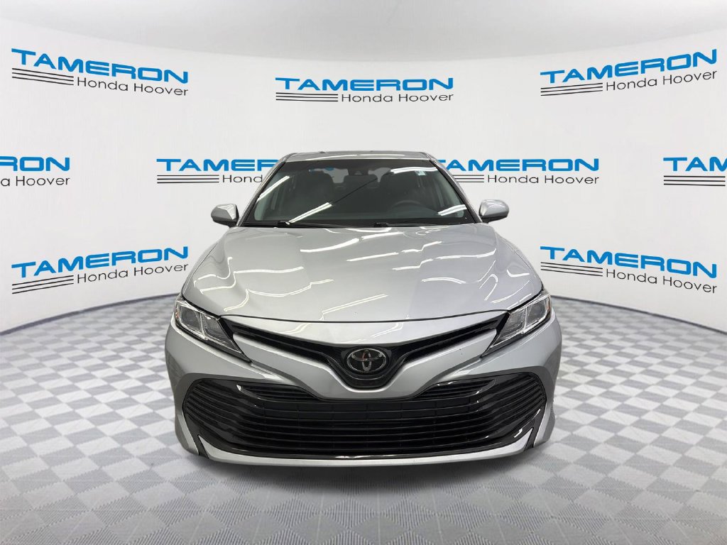 Used 2019 Toyota Camry LE FWD image 8
