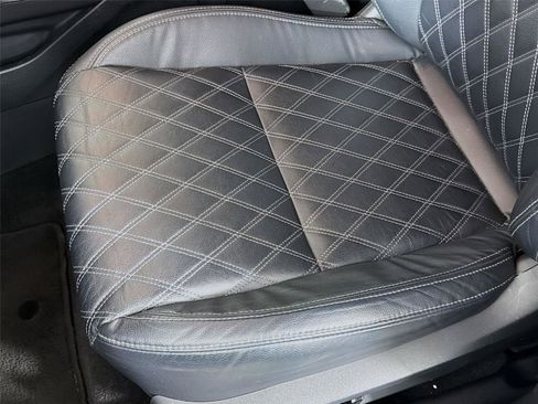 Used 2023 Mitsubishi Outlander SEL AWD/4WD image 19