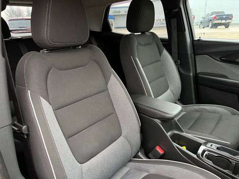 Used 2023 Chevrolet TrailBlazer LT w/ Convenience Package image 12