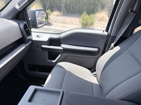 Used 2017 Ford F150 XLT AWD/4WD image 13