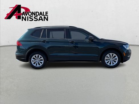 Used 2018 Volkswagen Tiguan S image 8