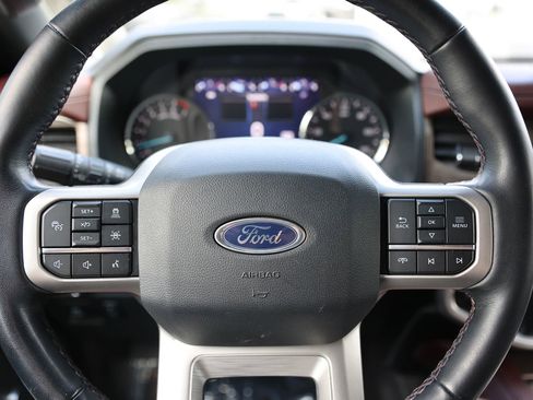 Used 2024 Ford Expedition Limited AWD/4WD image 43