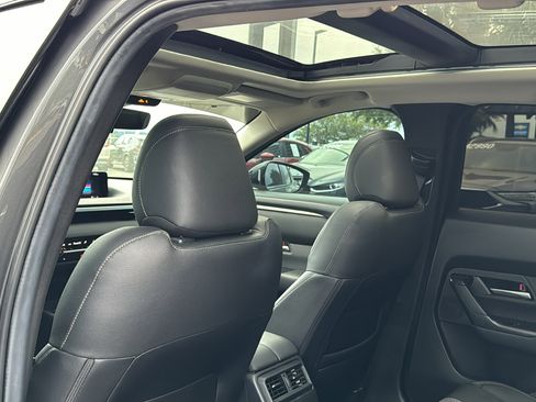 Used 2024 MAZDA CX-50 AWD 2.5 S w/ Premium Package image 17