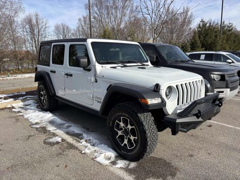 Used 2020 Jeep Wrangler Unlimited Sport image 1