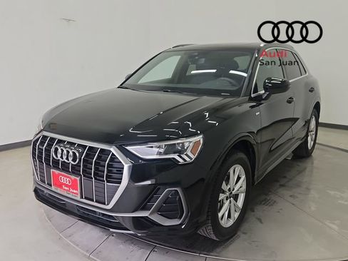 Certified 2025 Audi Q3 2.0T Premium w/ Convenience Package image 3