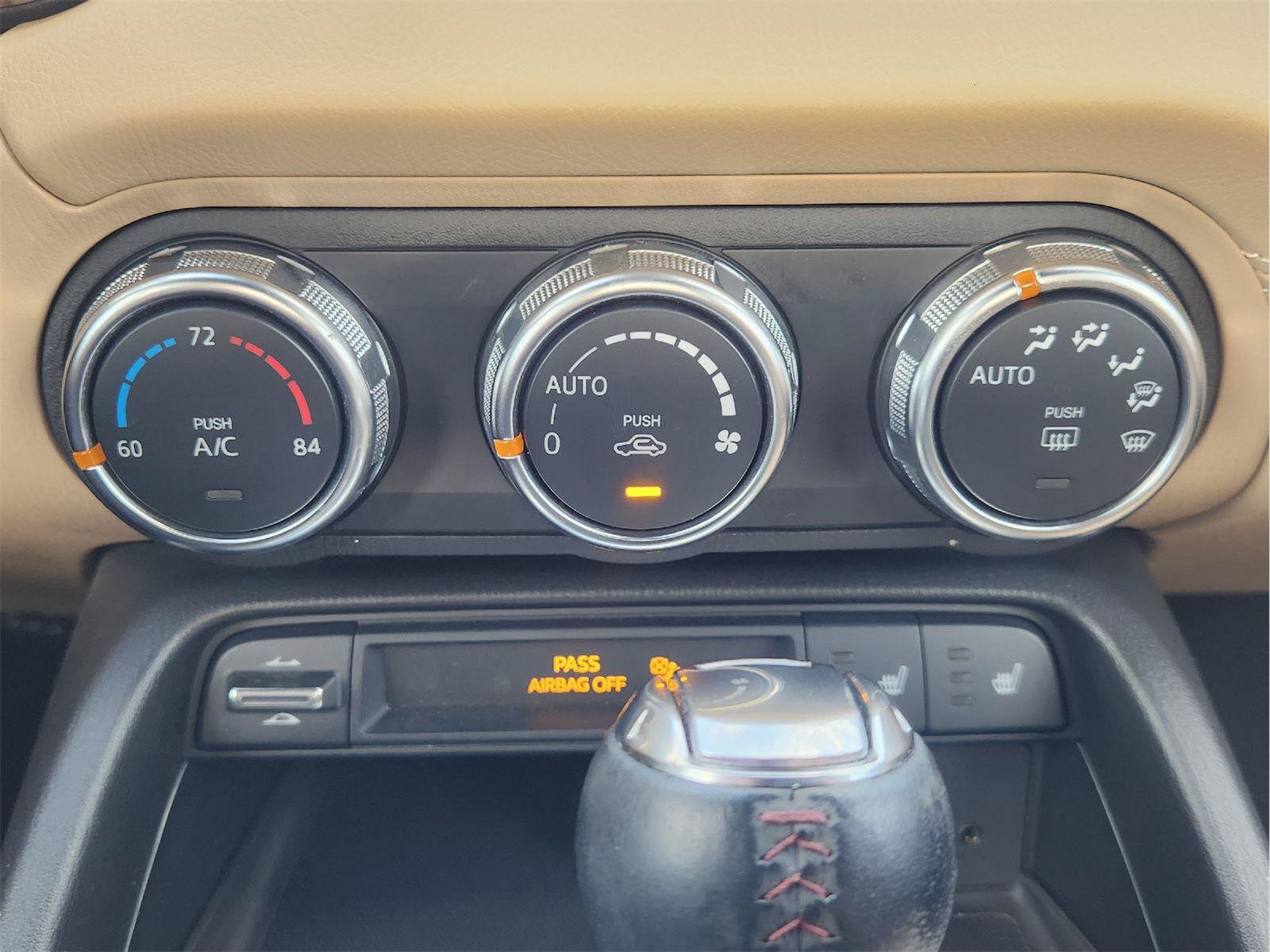 Used 2019 MAZDA MX-5 Miata RF Grand Touring RWD image 20