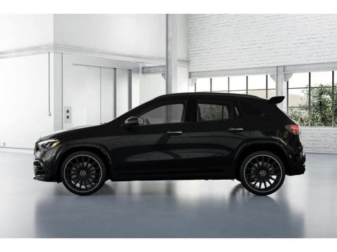 New 2025 Mercedes-Benz GLA 35 AMG 4MATIC image 44