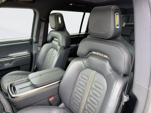 Used 2025 Rivian R1S Adventure AWD/4WD image 24