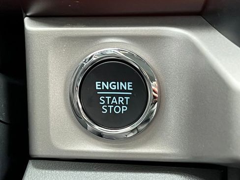 New 2026 Ford F250 XLT w/ XLT Premium Package image 38