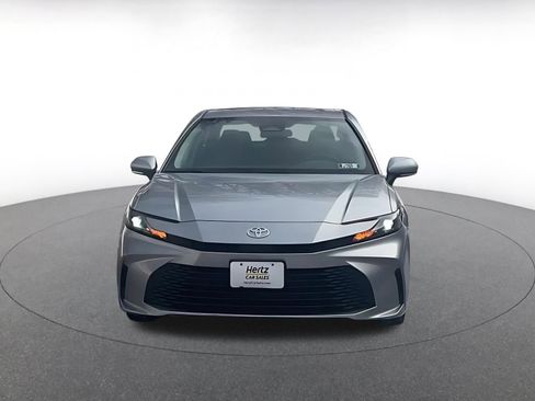 Used 2025 Toyota Camry LE image 4