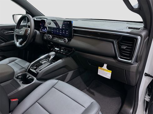 New 2026 GMC Canyon Elevation w/ Convenience Package image 30