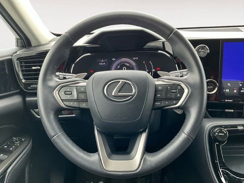 Used 2024 Lexus NX 350 image 17