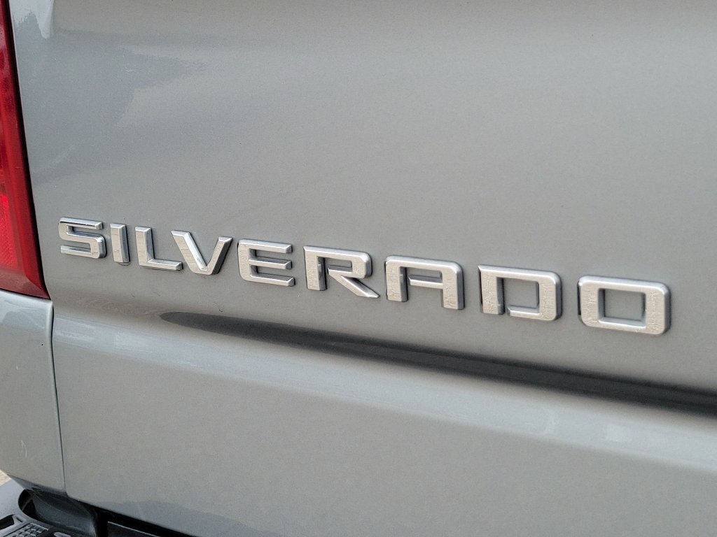 Used 2025 Chevrolet Silverado 1500 LT AWD/4WD image 7