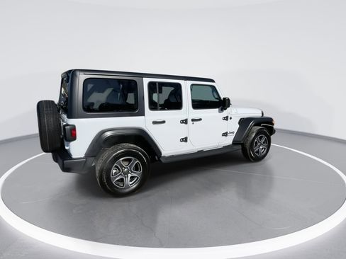 Used 2022 Jeep Wrangler Sport S image 21
