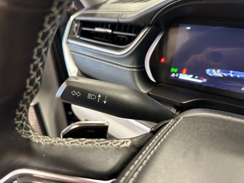 Used 2022 Jeep Grand Cherokee L Overland image 22