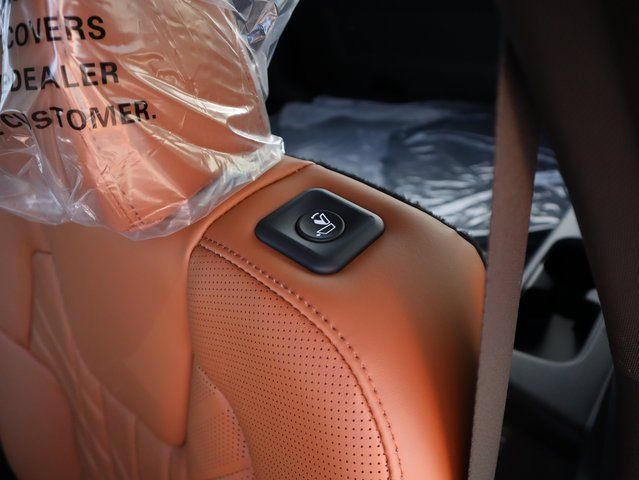 New 2025 Kia Telluride SX Prestige X-Line AWD/4WD image 17