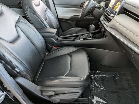 Used 2025 Jeep Compass Limited AWD/4WD image 30