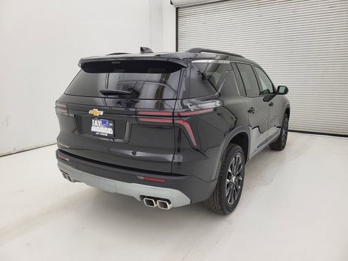 New 2026 Chevrolet Traverse LT w/ Sun and Wheel Package image 16