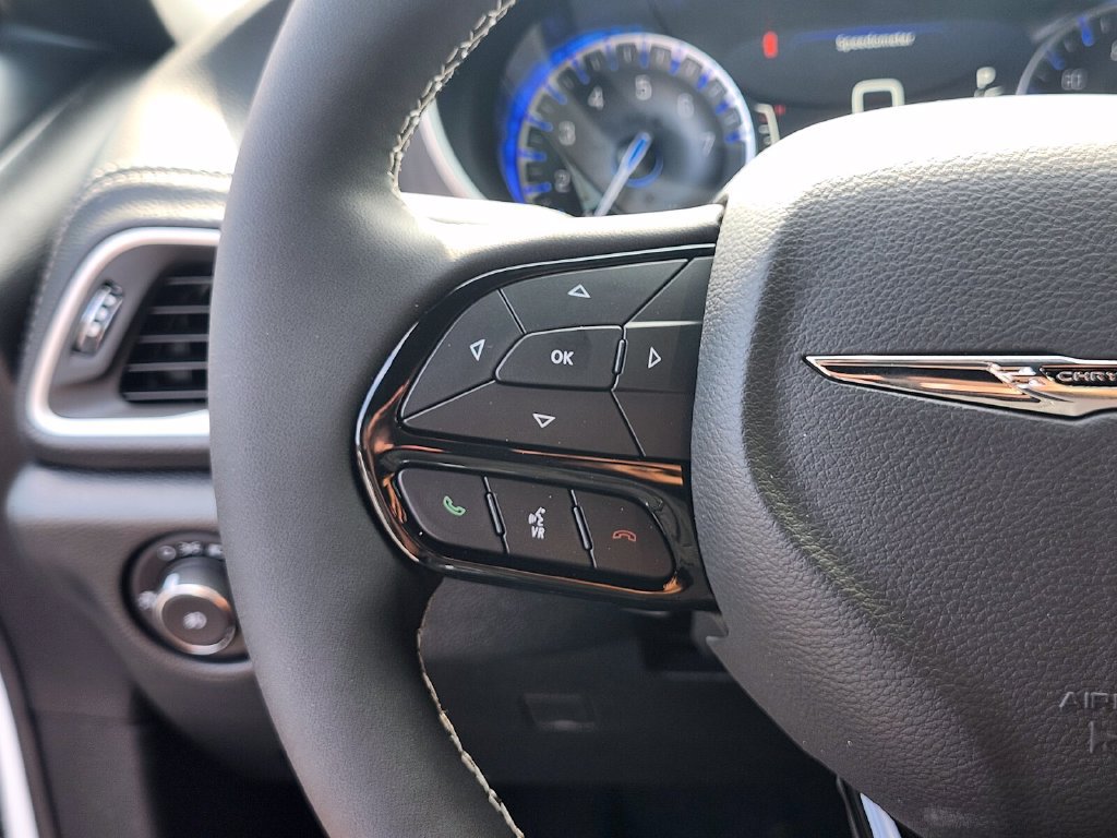 New 2026 Chrysler Pacifica Select w/ S Appearance Package AWD/4WD image 29