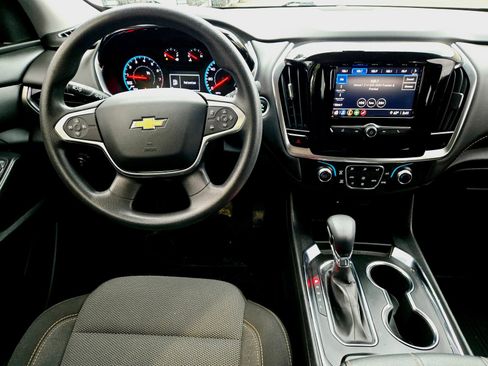 Used 2021 Chevrolet Traverse LS w/ LPO, Floor Liner Package FWD image 10