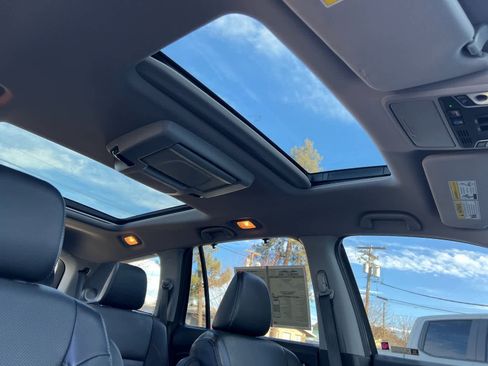 Used 2020 Honda Pilot Elite image 19