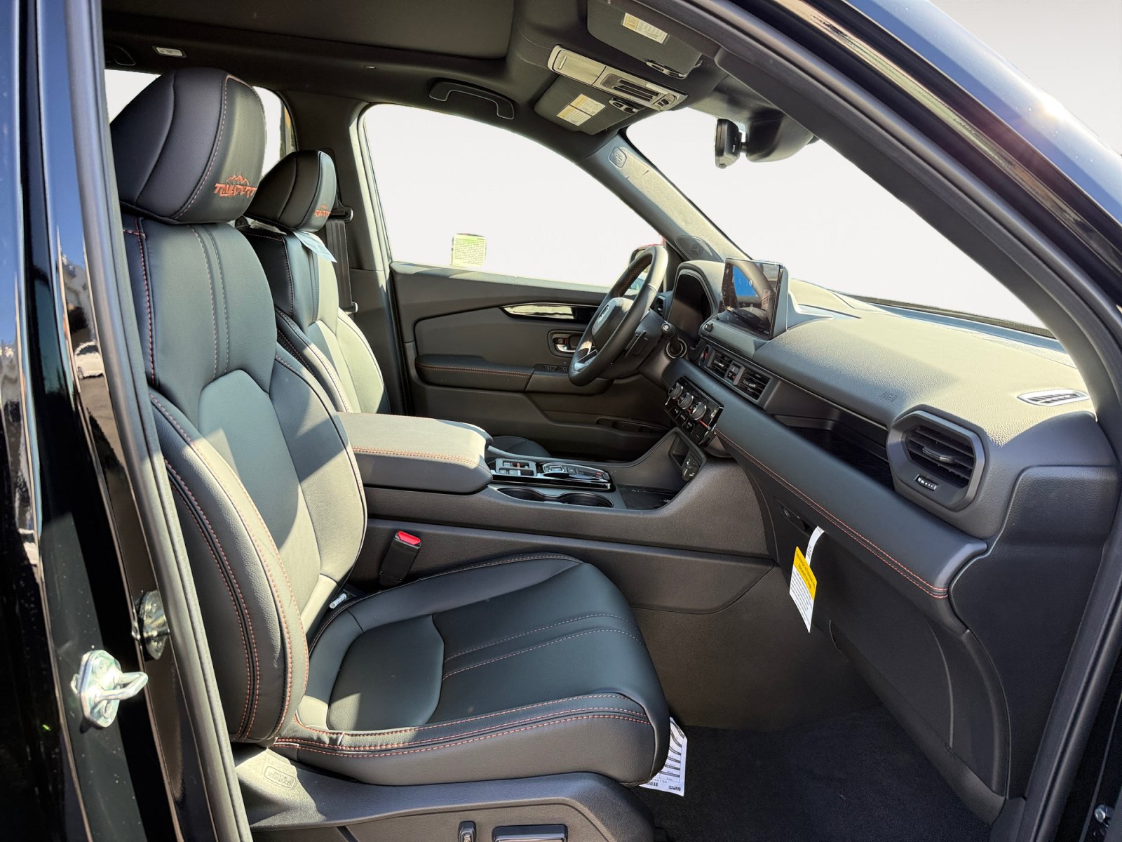 New 2026 Honda Pilot TrailSport image 19