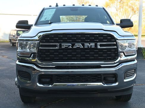 Used 2022 RAM 3500 Big Horn image 9