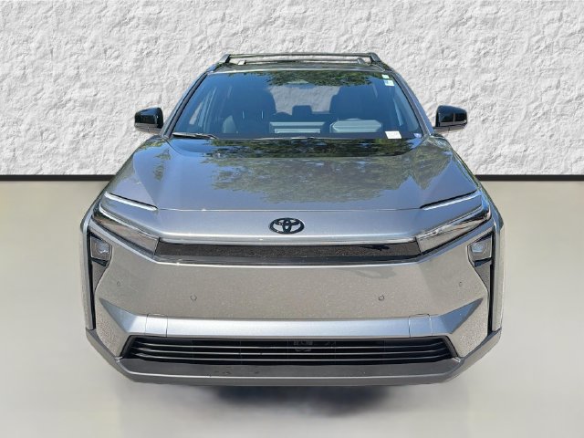 Used 2026 Toyota bZ FWD image 8