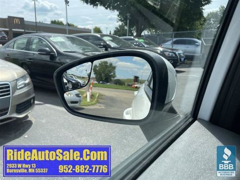 Used 2015 Ford Fiesta SE FWD image 38