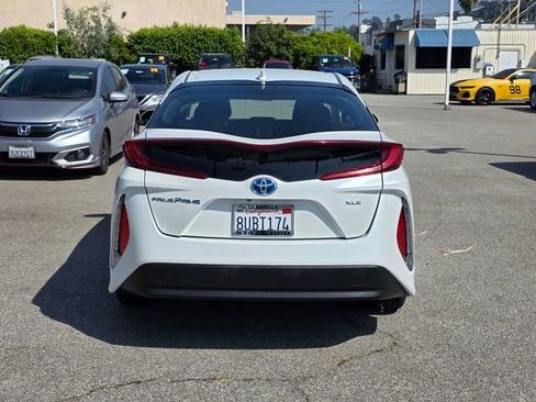 Used 2021 Toyota Prius Prime XLE image 5