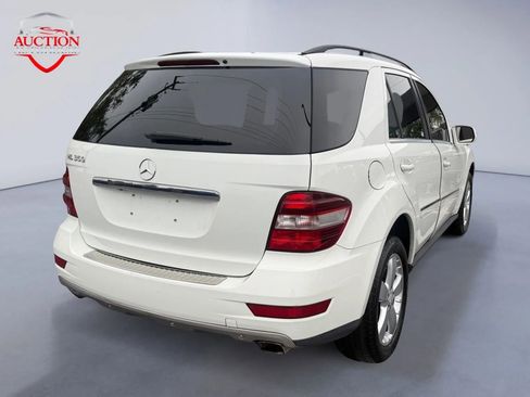 Used 2010 Mercedes-Benz ML 350 ML 350 Sport Utility 4D image 3
