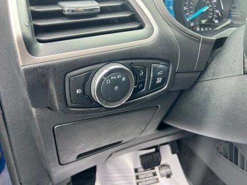 Certified 2024 Ford Edge SEL w/ Convenience Package AWD/4WD image 8