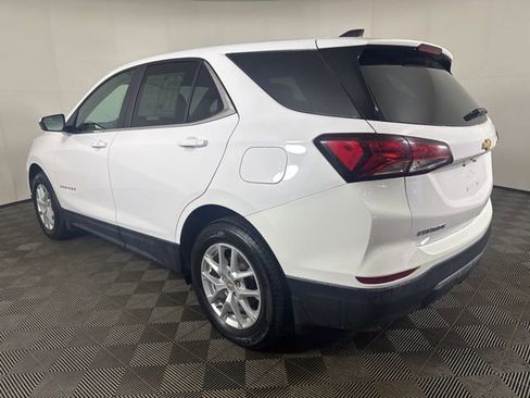Used 2022 Chevrolet Equinox LT w/ Driver Convenience Package AWD/4WD image 6
