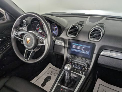 Certified 2023 Porsche 718 Boxster image 21