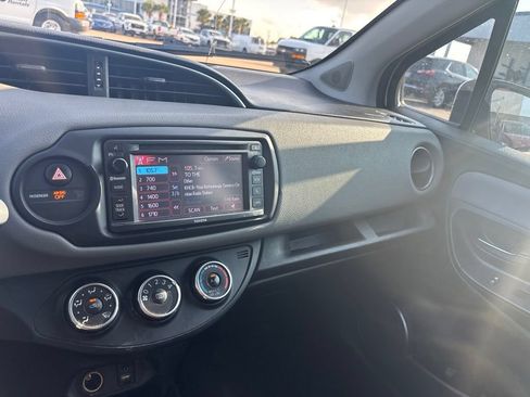 Used 2016 Toyota Yaris LE FWD image 12