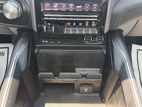 Used 2019 RAM 1500 Limited AWD/4WD image 24