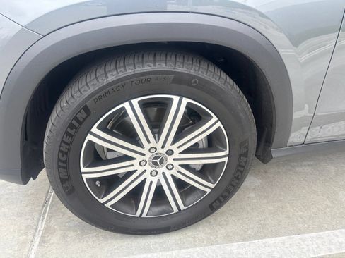 Used 2025 Mercedes-Benz GLE 450 4MATIC image 5