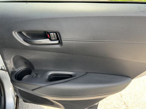 Certified 2024 Toyota Corolla Cross LE FWD image 27