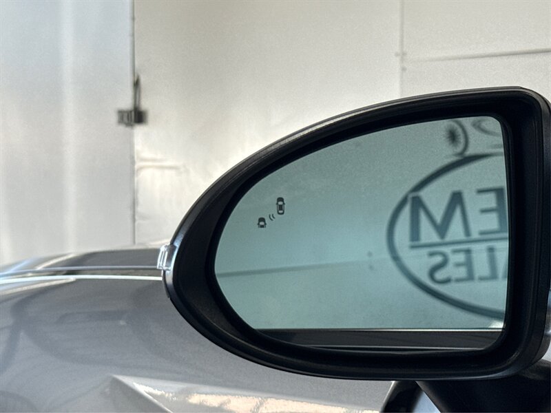 Used 2022 Hyundai Sonata Limited w/ Cargo Package FWD image 19