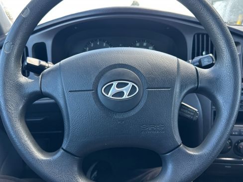 Used 2004 Hyundai Elantra GLS image 20