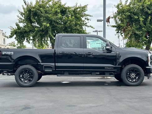 New 2025 Ford F250 Lariat w/ Black Appearance Package image 3