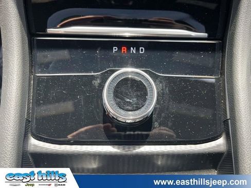 Certified 2025 Jeep Grand Cherokee L Altitude AWD/4WD image 31