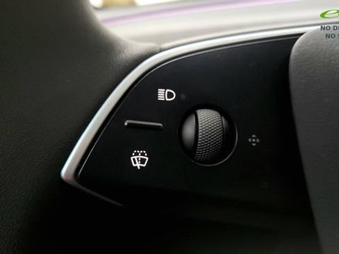 Used 2026 Tesla Model Y AWD image 61
