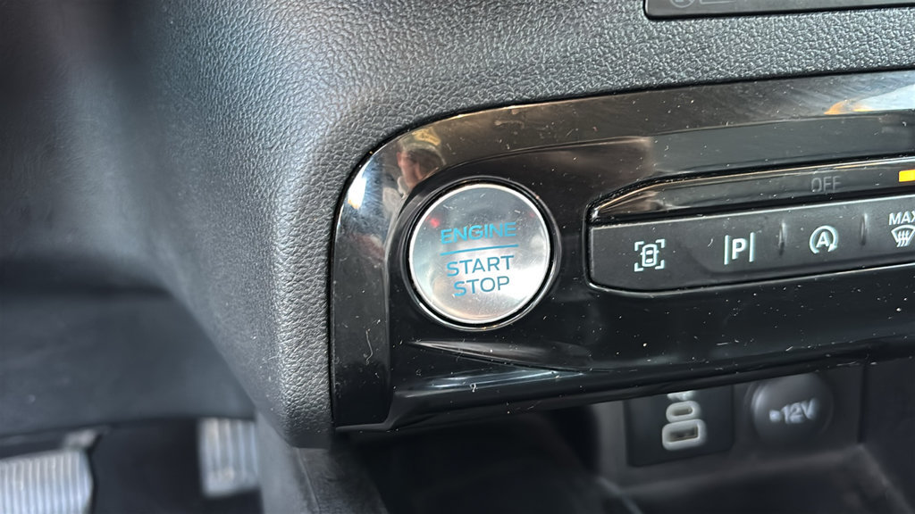 Used 2024 Ford Escape Platinum AWD/4WD image 13
